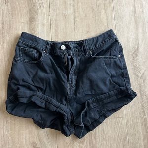 PacSun black mom shorts